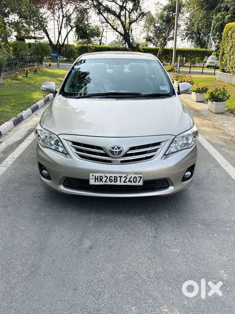 Toyota Corolla Altis 1.8 Sportz, 2012, Petrol