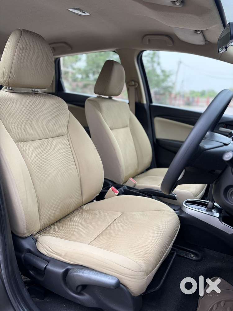 Honda Jazz 1.2 S I-vtec At, 2016, Petrol