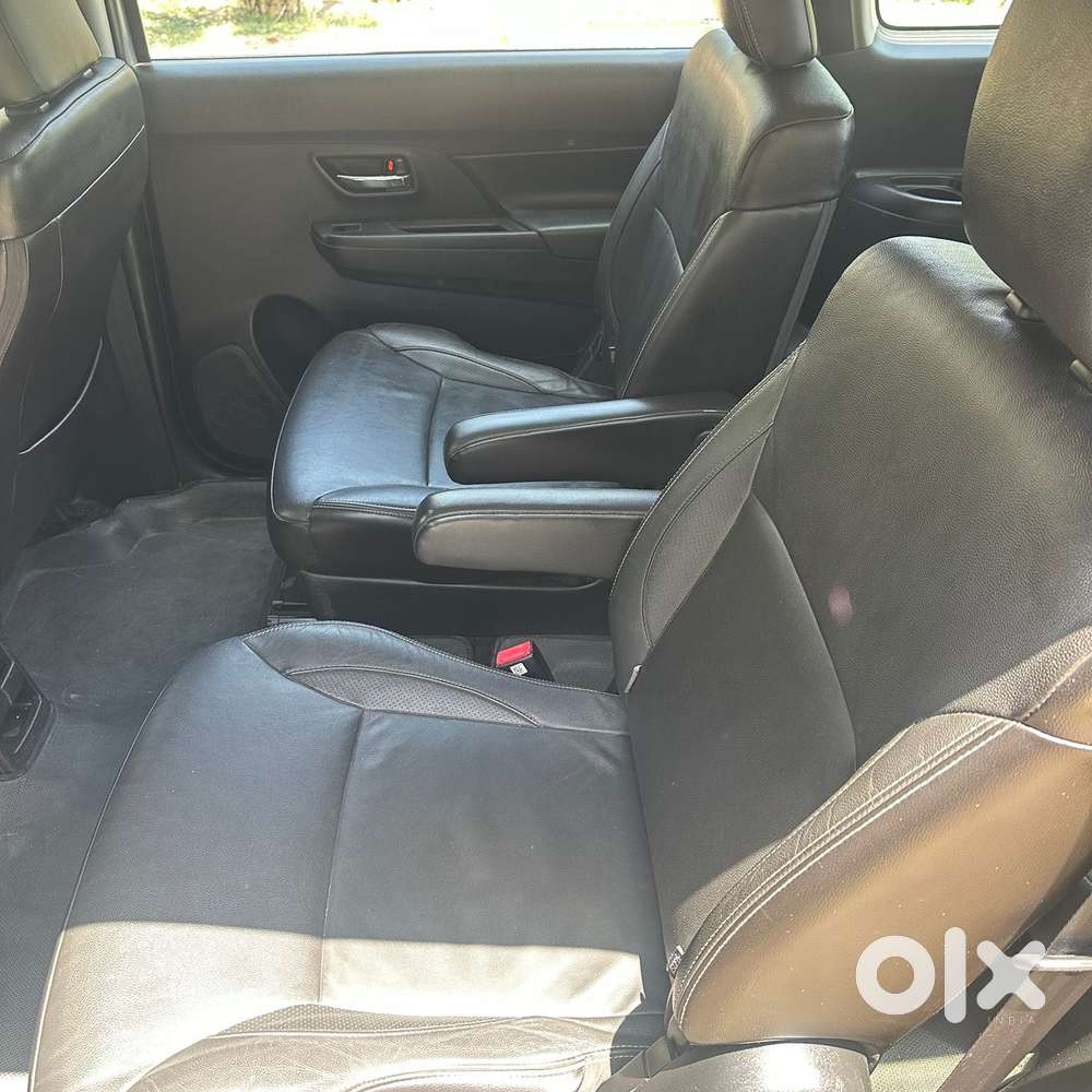 Maruti Suzuki Xl6 1.5 Alpha Plus Dual Tone Mt, 2019, Petrol