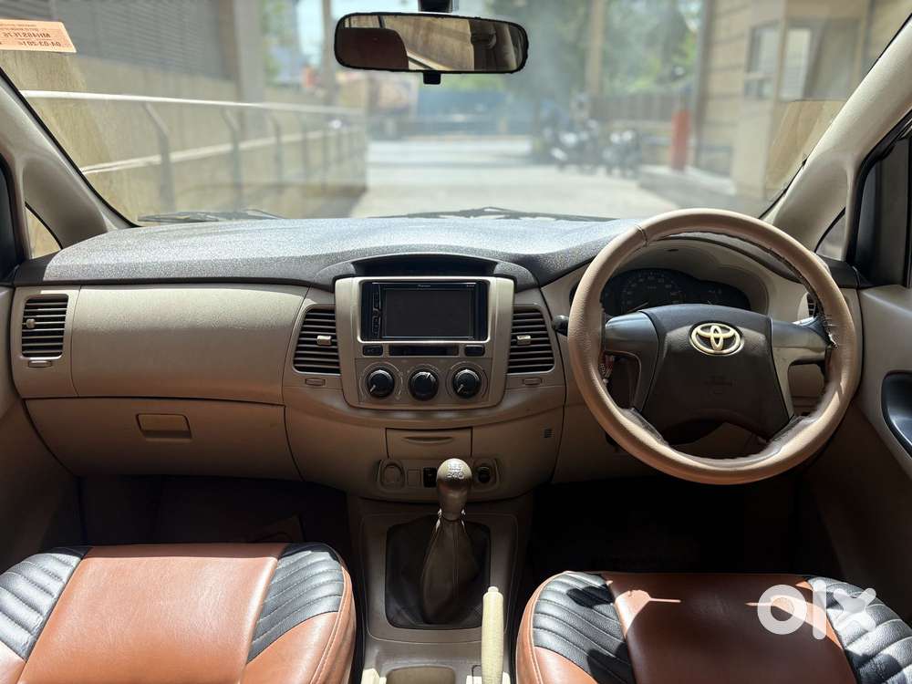 Toyota Innova 2.5 G (diesel) 8 Seater, 2014, Diesel