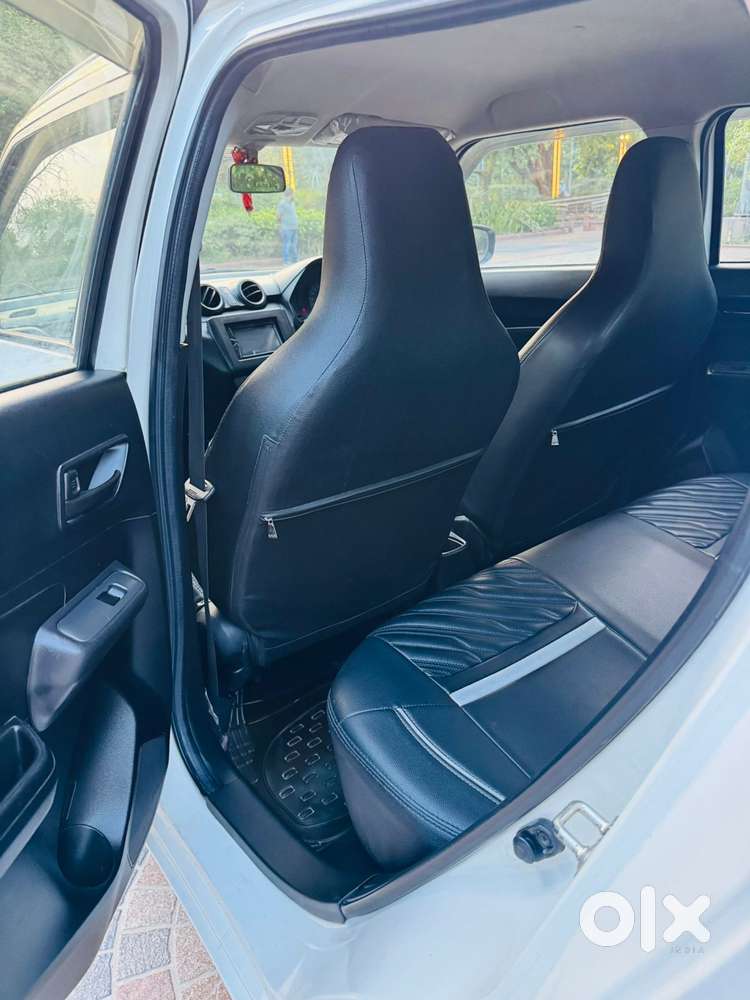 Maruti Suzuki Swift 1.2 Lxi (o), 2021, Petrol