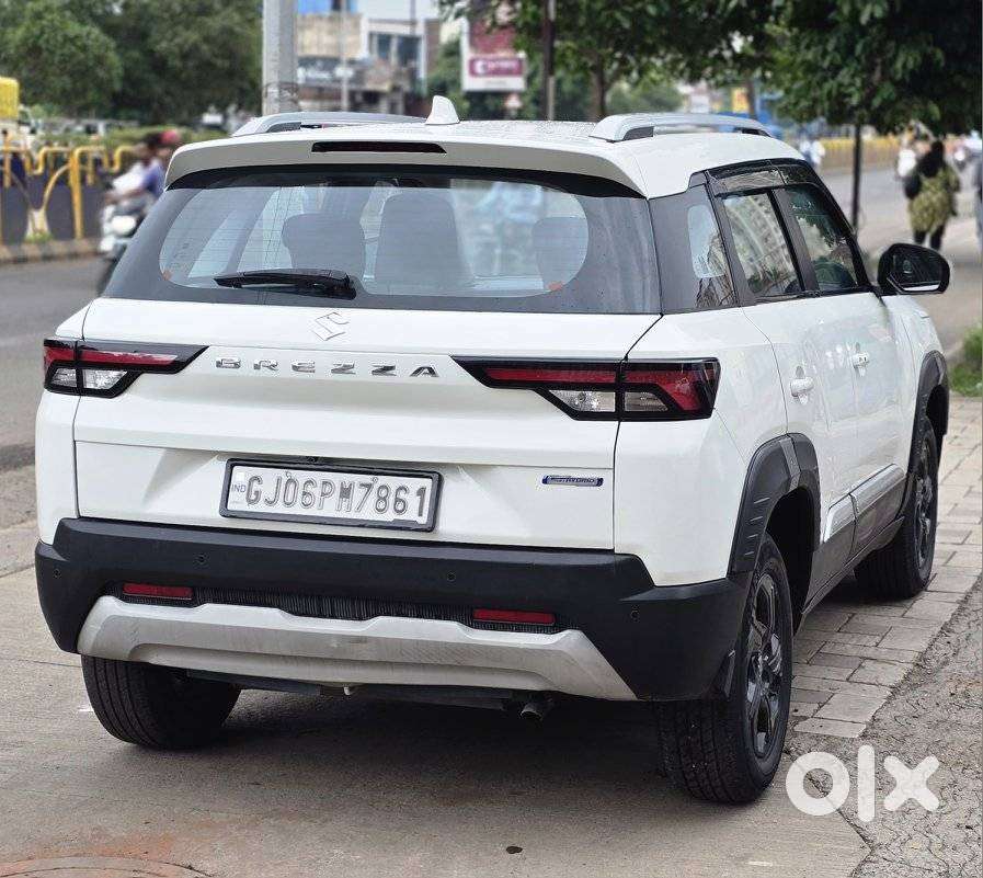 Maruti Suzuki Brezza 1.5 Zxi Plus Smart Hybrid, 2023, Petrol