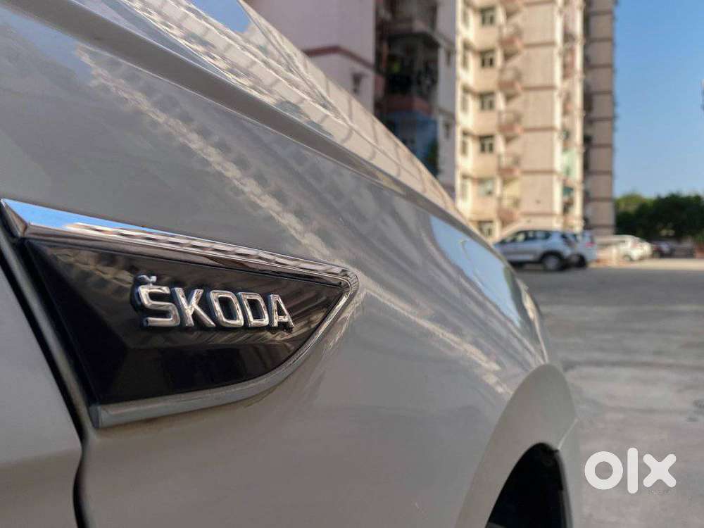 Skoda Slavia 1.0 Active Tsi, 2022, Petrol