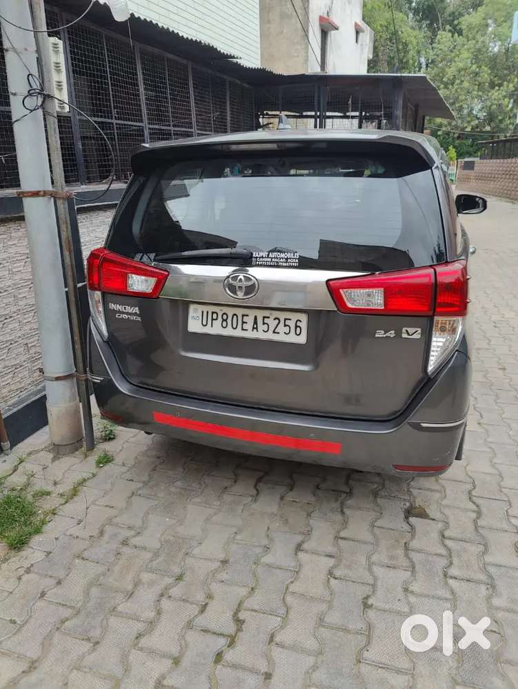 Toyota Innova Crysta 2017