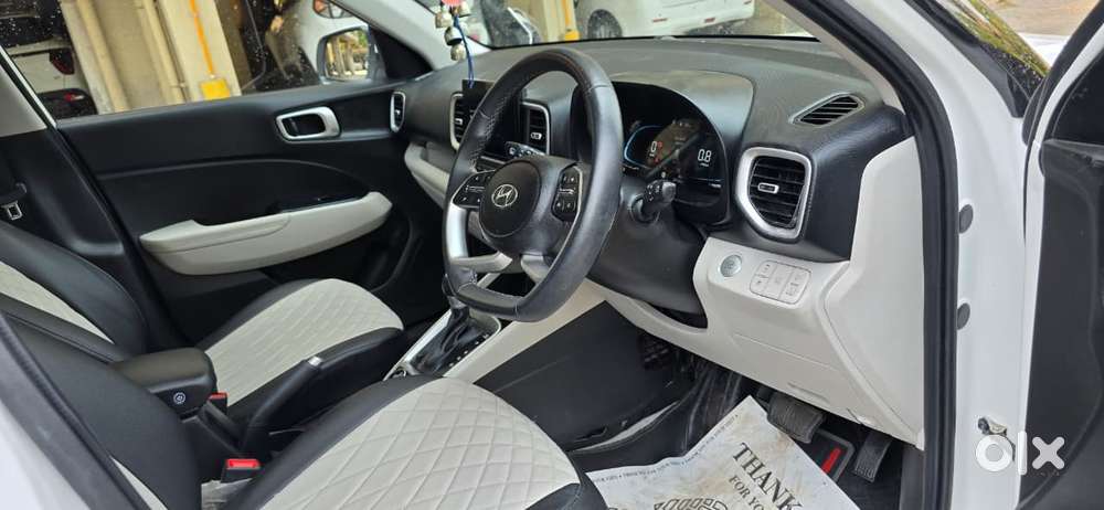 Hyundai Venue Sx+ At, 2024, Petrol