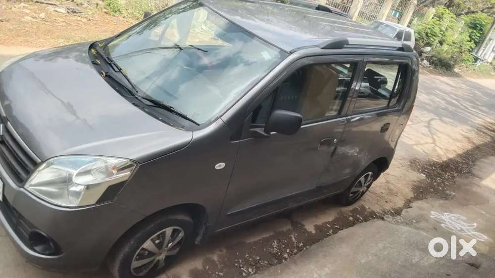 Well Maintained.  Smooth Engine.  Zero Verry Car