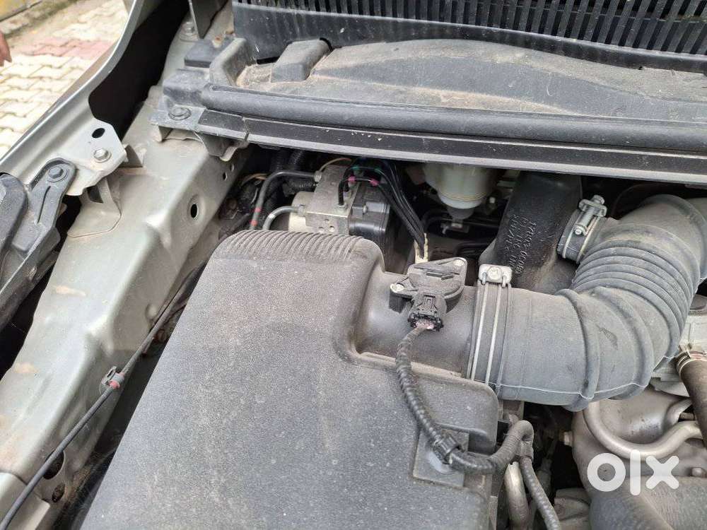 Toyota Innova Crysta 2.4 G Mt, 2022, Petrol