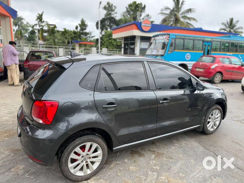 Volkswagen Polo Petrol 2016