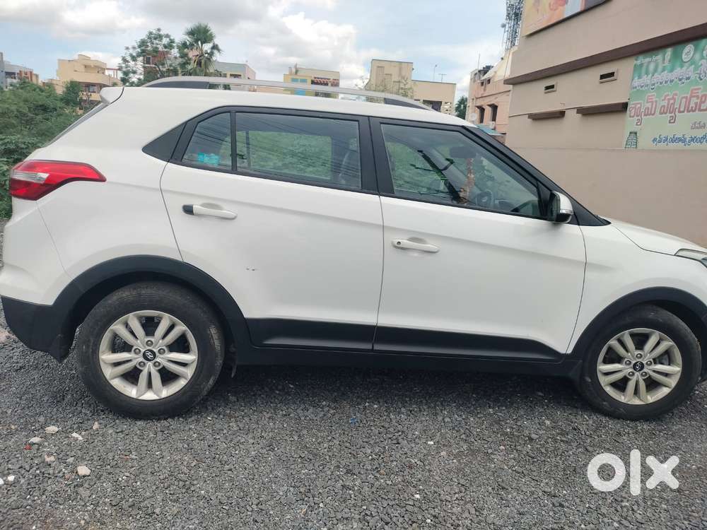 Maruti Suzuki Brezza 1.5 Vxi At Smart Hybrid, 2023, Diesel