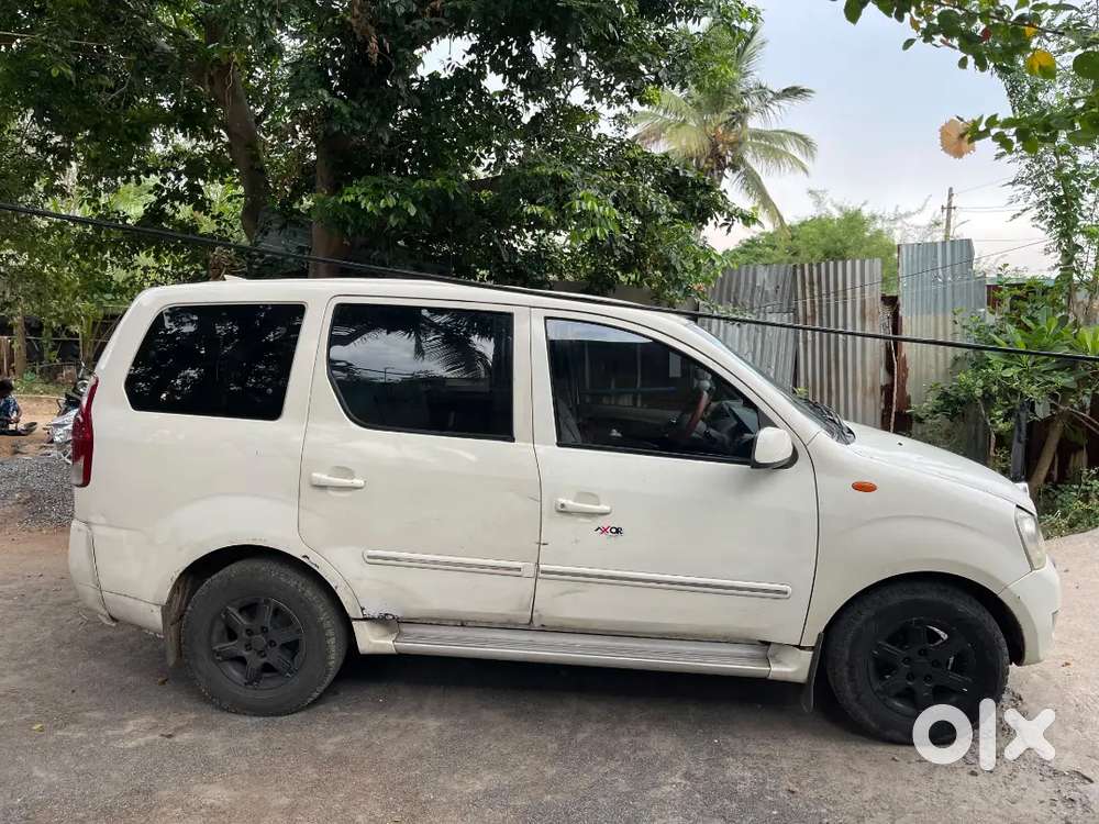 Mahindra Xylo 2009 Diesel 215000 Km Driven