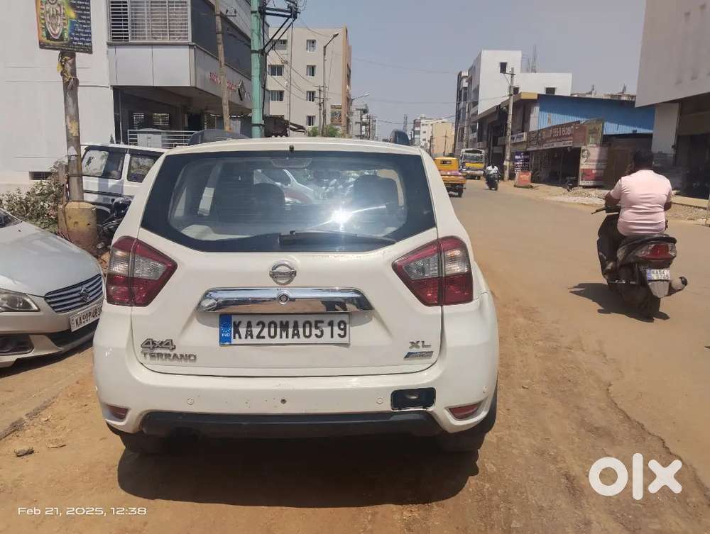 Nissan Terrano 2014 Diesel 135000 Km Driven