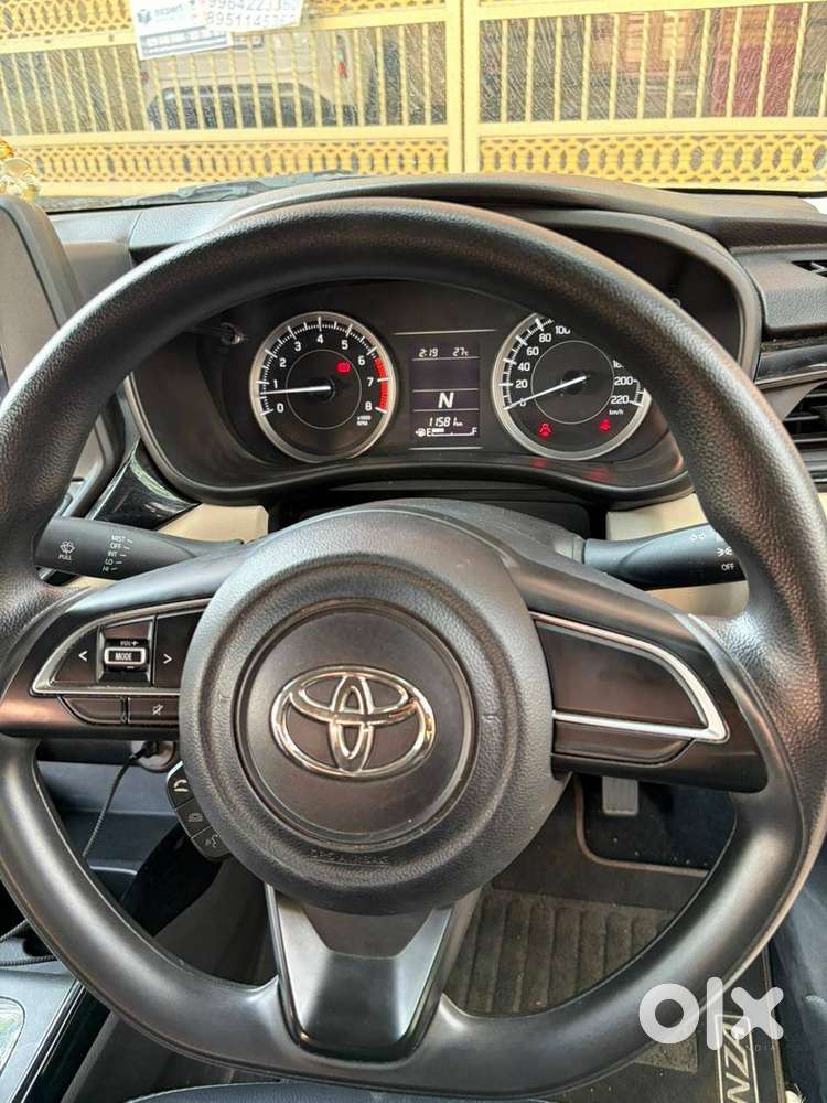 Toyota Glanza S Amt 2023 (willing To Negotiate)