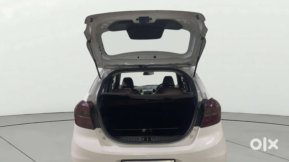 Ford Figo 1.2p Titanium Opt Mt, 2016, Petrol