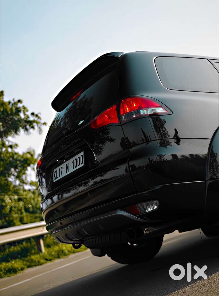 Mitsubishi Pajero Sport 2015