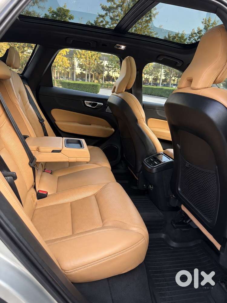 Volvo Xc60 D5 Inscription, 2019, Diesel