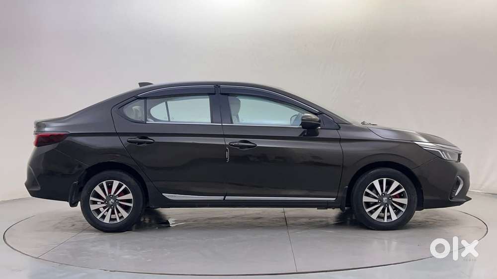 Honda City 1.5 V Mt, 2023, Petrol