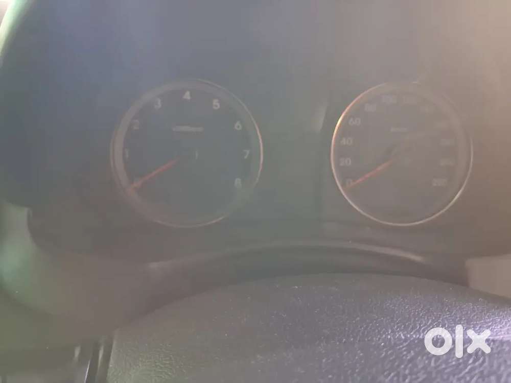 Hyundai Fluidic Verna 2015