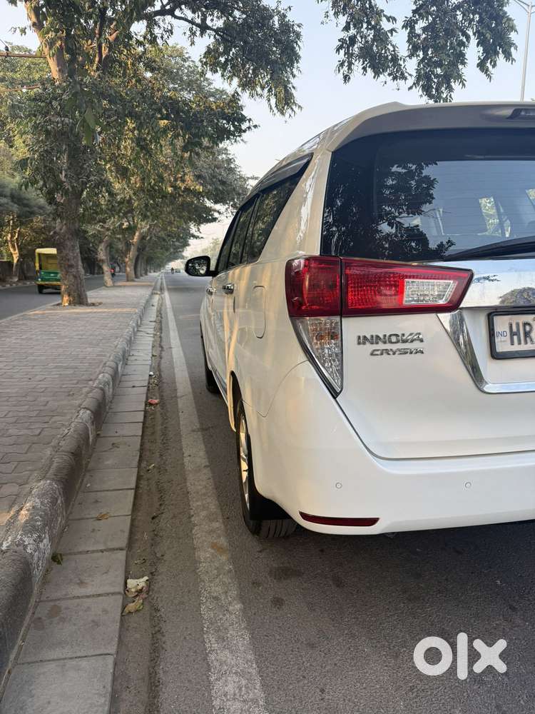 Toyota Innova Crysta 2.4 G Mt 8s, 2020, Diesel