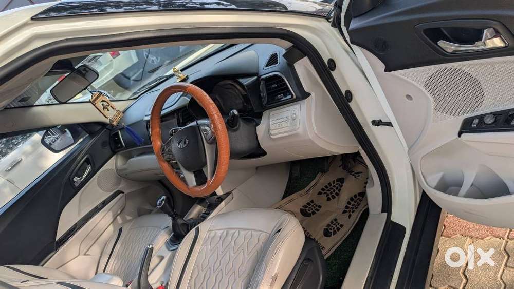 Mahindra Xuv300 W8 Diesel, 2022, Diesel