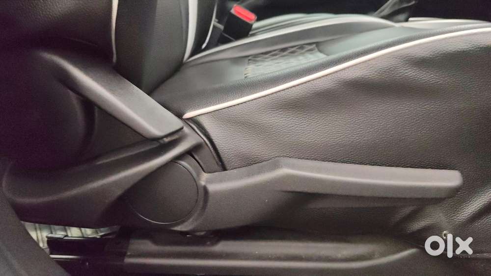 Maruti Suzuki Baleno 1.2 Cvt Zeta, 2016, Petrol