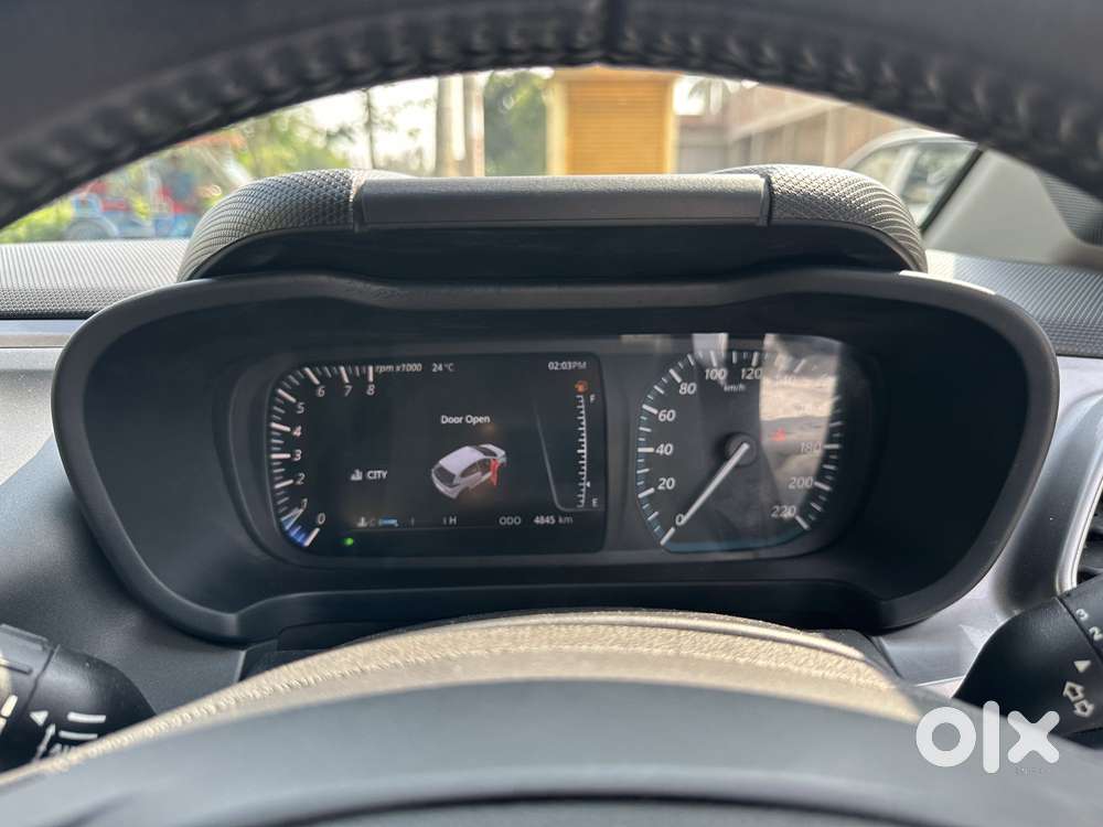 Tata Altroz 1.2 Xz Plus Dark Edition, 2021, Petrol