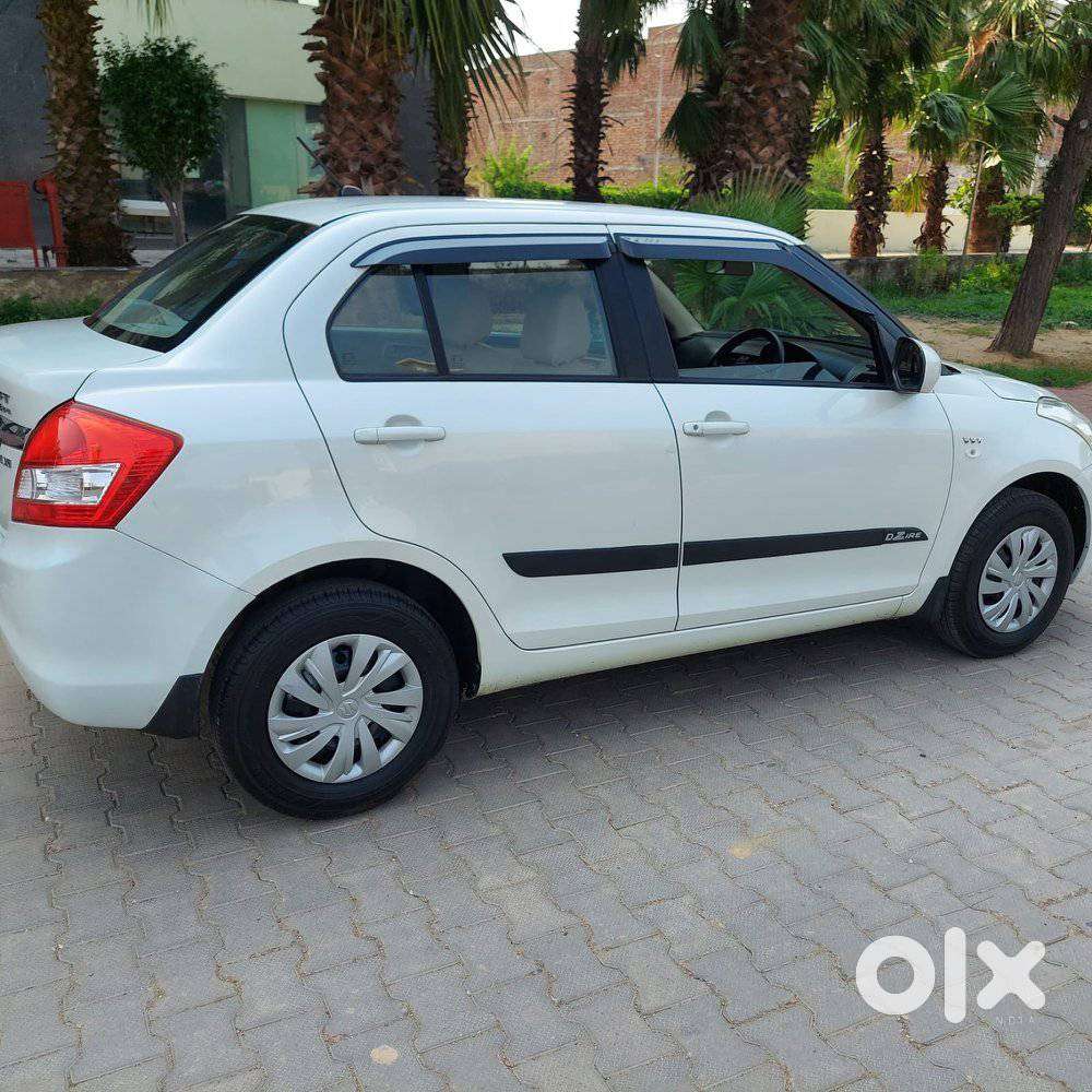 Maruti Suzuki Dzire 1.2 Lxi, 2015, Petrol