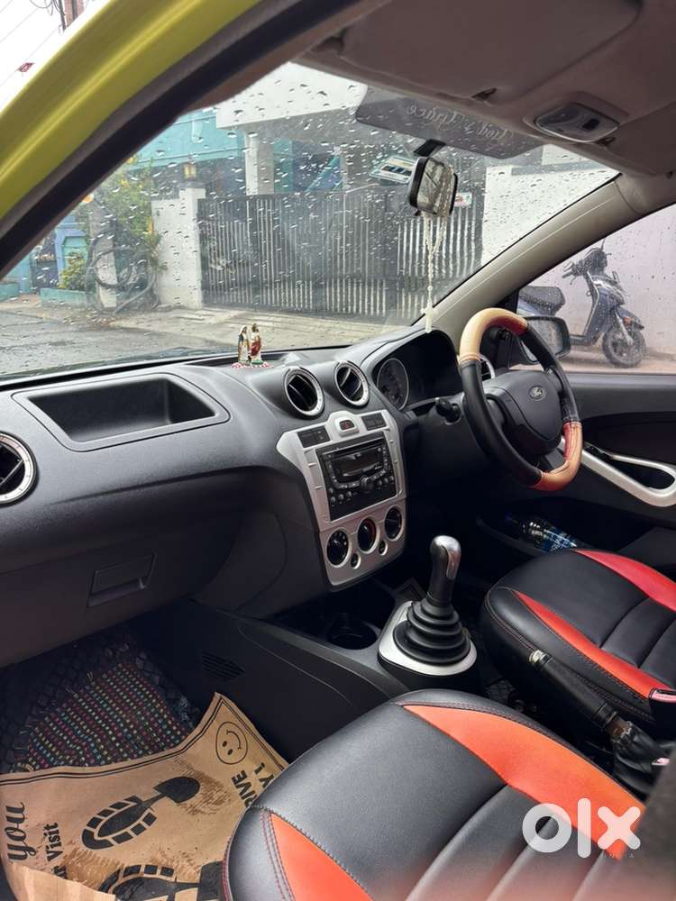Ford Figo Petrol 2010 Year