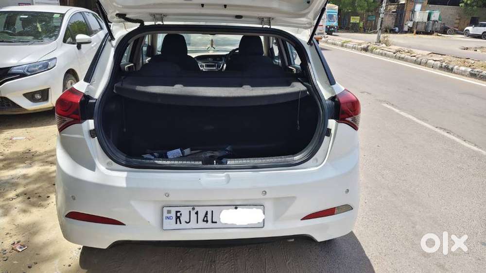 Hyundai Elite I20 Sportz (o) 1.2, 2016, Petrol