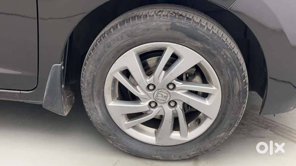 Honda Jazz [2020-2023] 1.2 Vx I-vtec Mt, 2019, Petrol