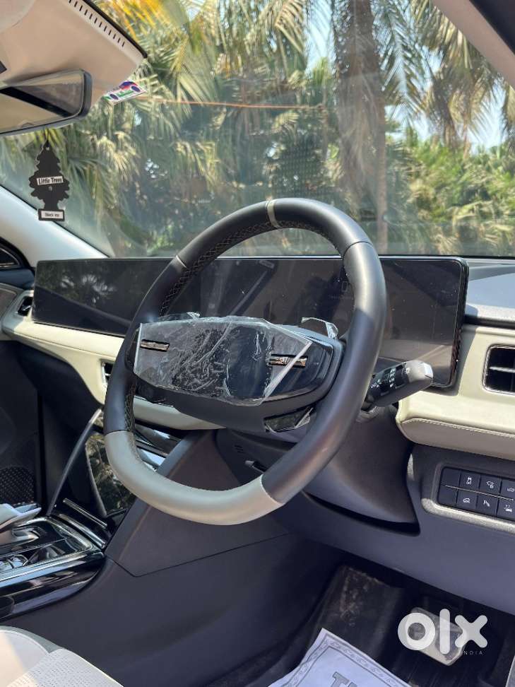 Mahindra Xev 9e Three B79 Kwh, 2026, Electric