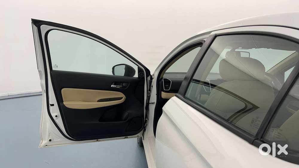 Honda City 1.5 Zx I-vtec Mt, 2023, Petrol