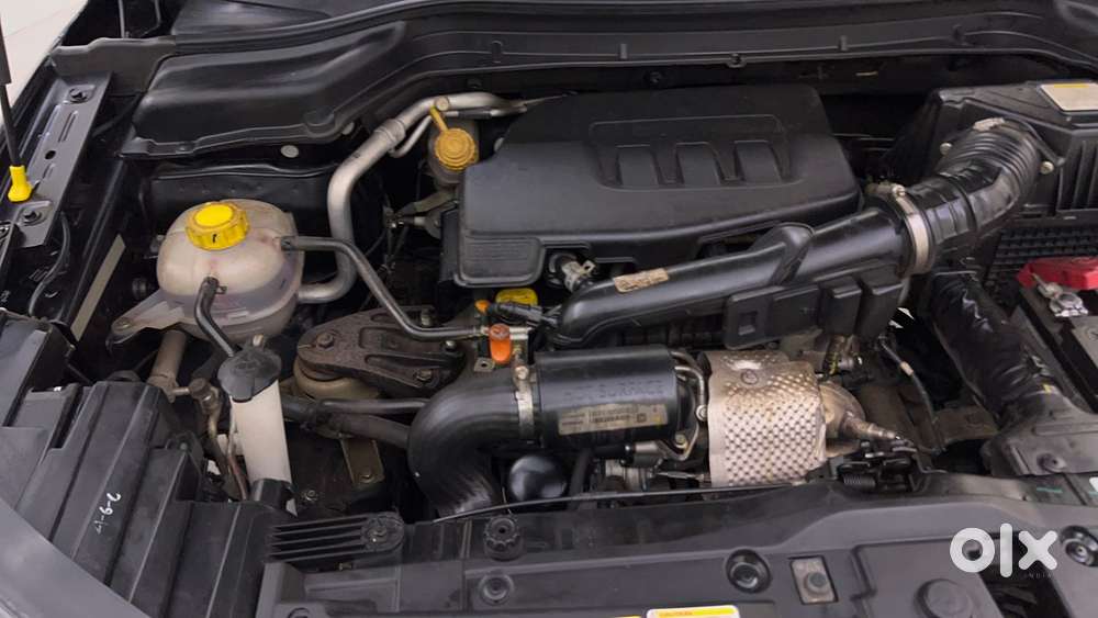 Mahindra Xuv300 W8 Amt Optional Diesel, 2024, Petrol
