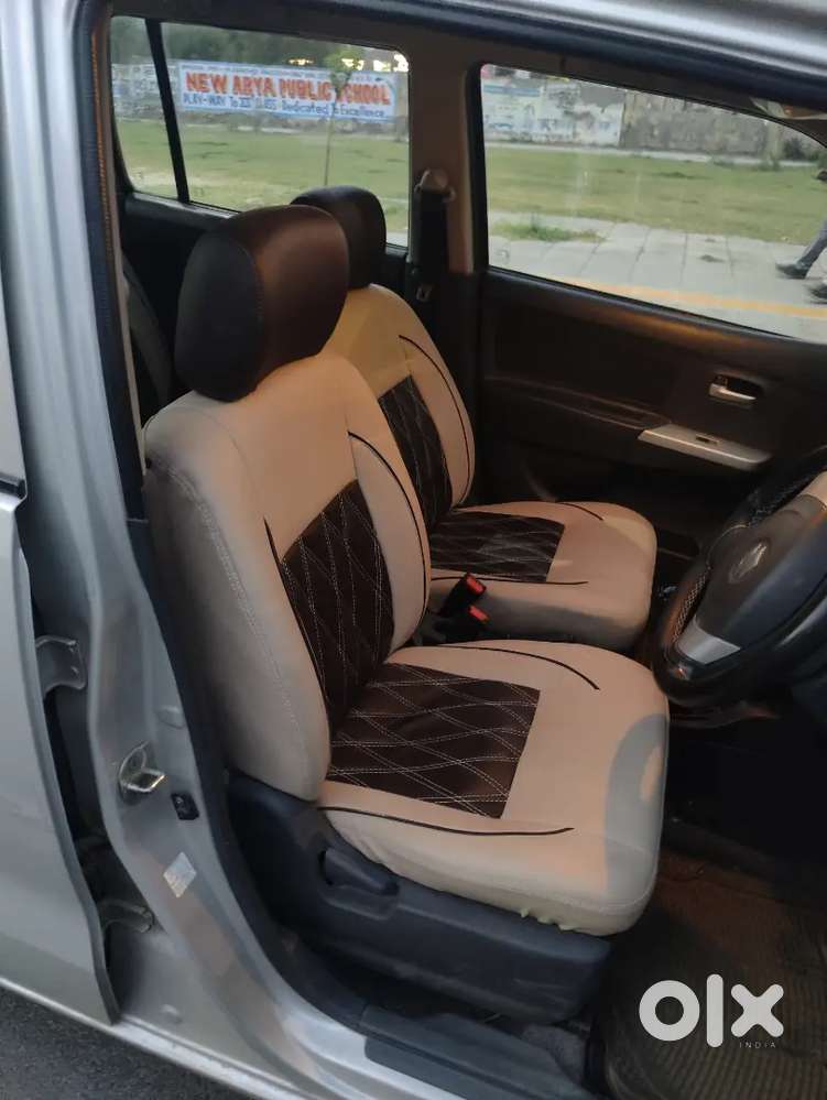 I Am Selling My Wagon R Lxi 2011 July Model All Geniun And Sealed Car