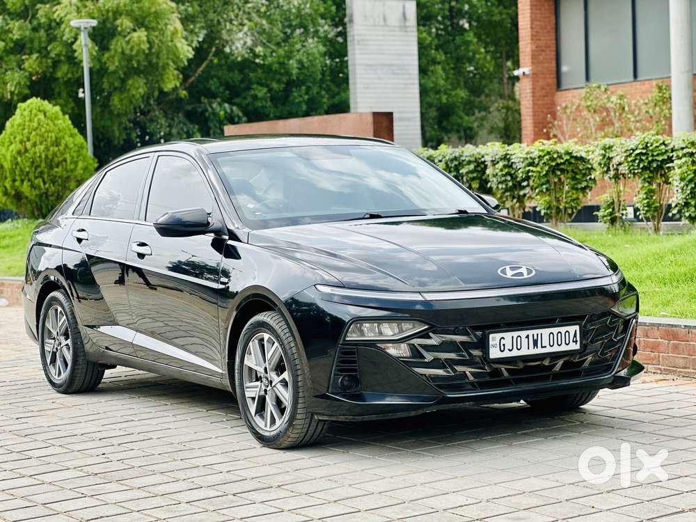 Hyundai Verna Sx 1.5 Petrol Ivt, 2023, Petrol