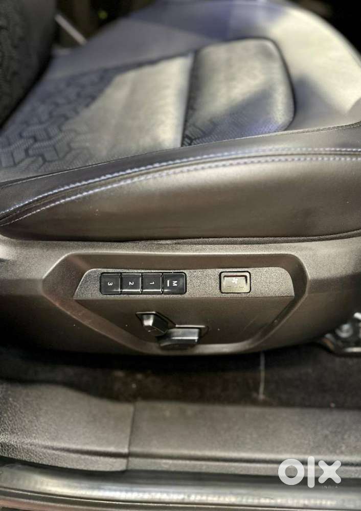 Tata Safari 2.0 Xza Plus 6 S Dark Edition, 2023, Diesel