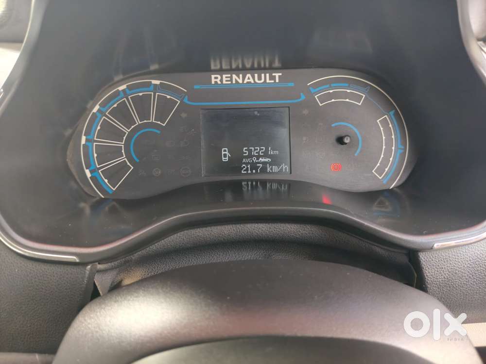 Renault Triber Rxz, 2020, Petrol