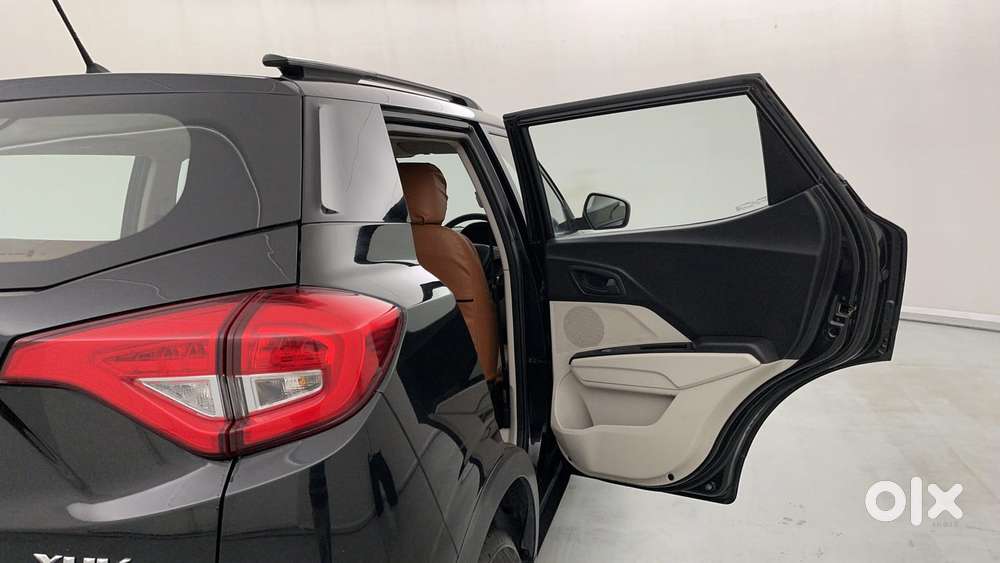 Mahindra Xuv300 W6, 2023, Petrol