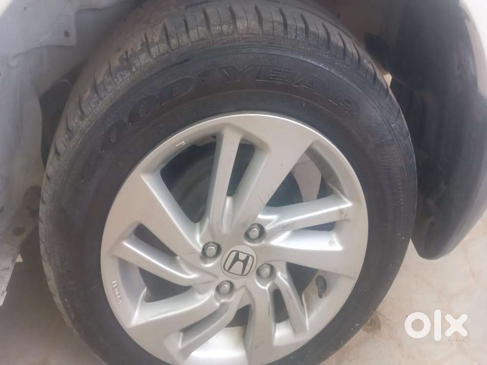 Honda Jazz [2020-2023] 1.2 V I-vtec Mt, 2015, Petrol