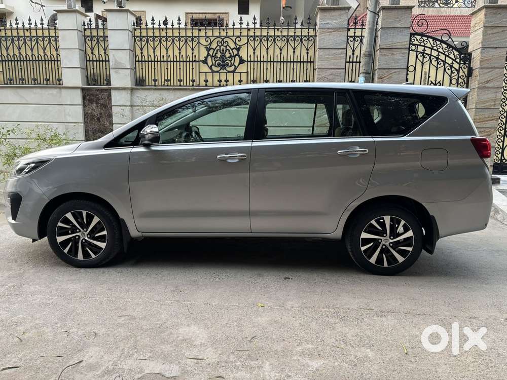 Toyota Innova Crysta [2020-ongoing] 2.4 Zx At 7 Str, 2022, Diesel