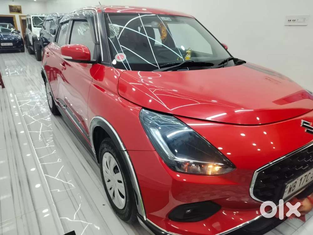 Maruti Suzuki Swift Vxi, 2025, Petrol