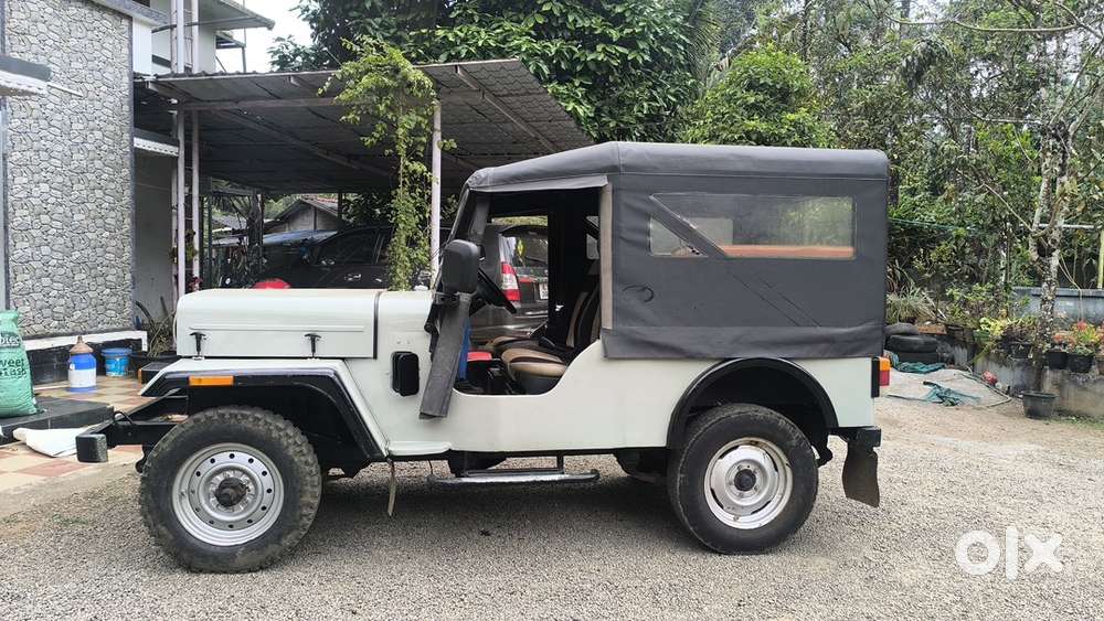 Mahindra Jeep