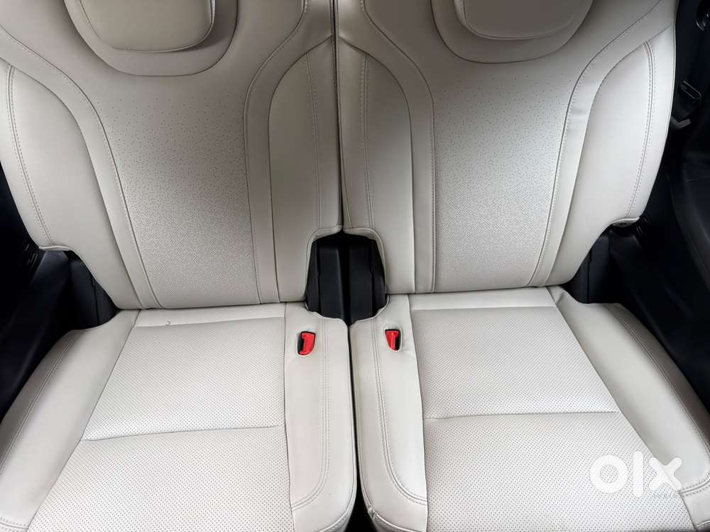 Mahindra Xuv700 2.2 Ax 5 Diesel Mt 7 Str, 2024, Diesel