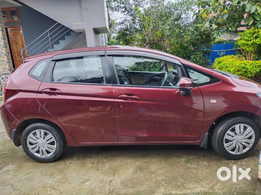 Honda Jazz; Model : 2018, Km Driven ; 49500