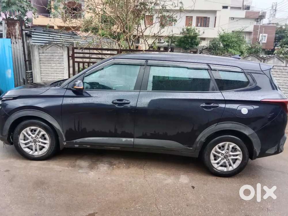 Kia Carens 1.5 Premium 2025