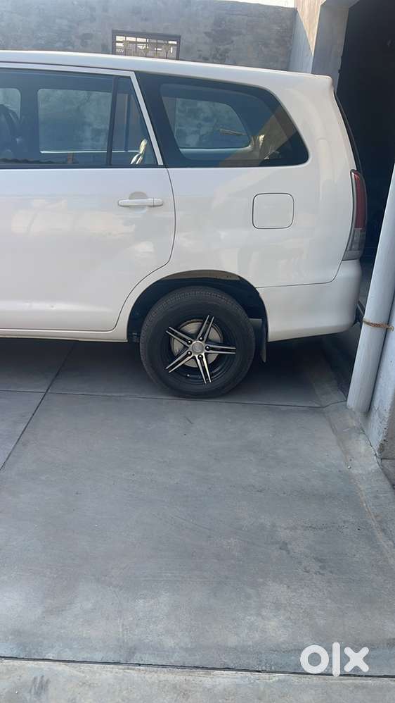 Toyota Innova 2010 Diesel 119000 Km Driven