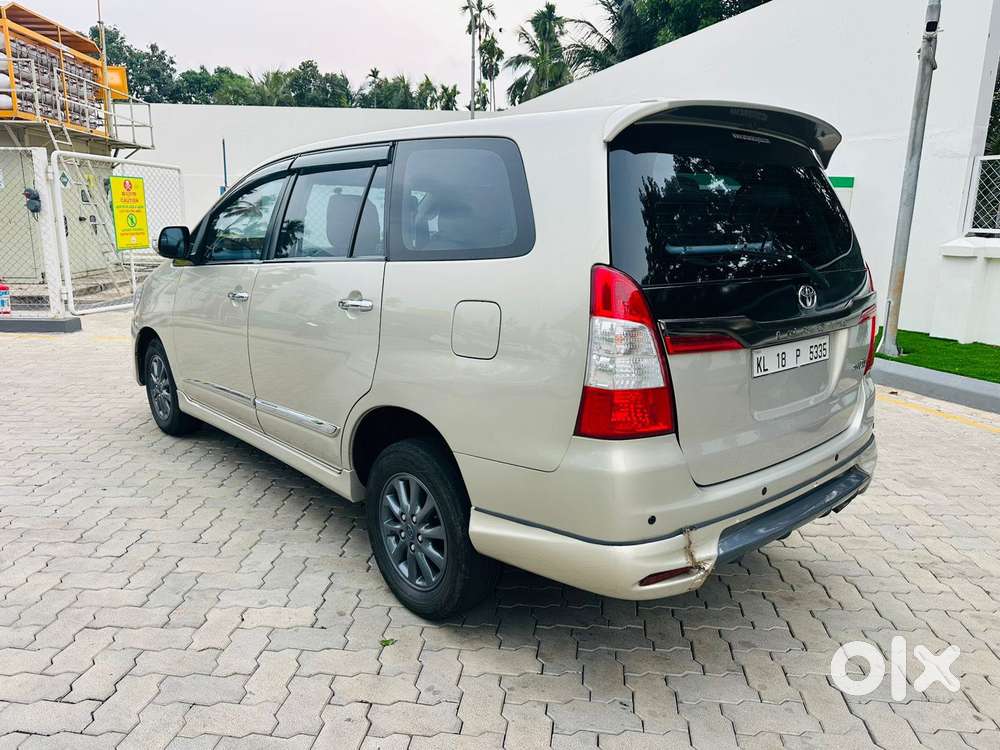 Toyota Innova 2.5 V 7 Str, 2015, Diesel