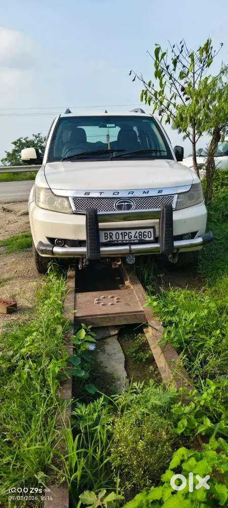 Tata Safari Storme Lx 2019