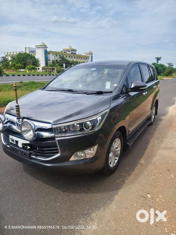 Toyota Innova Crysta 2.4 V 8 Str, 2017, Diesel