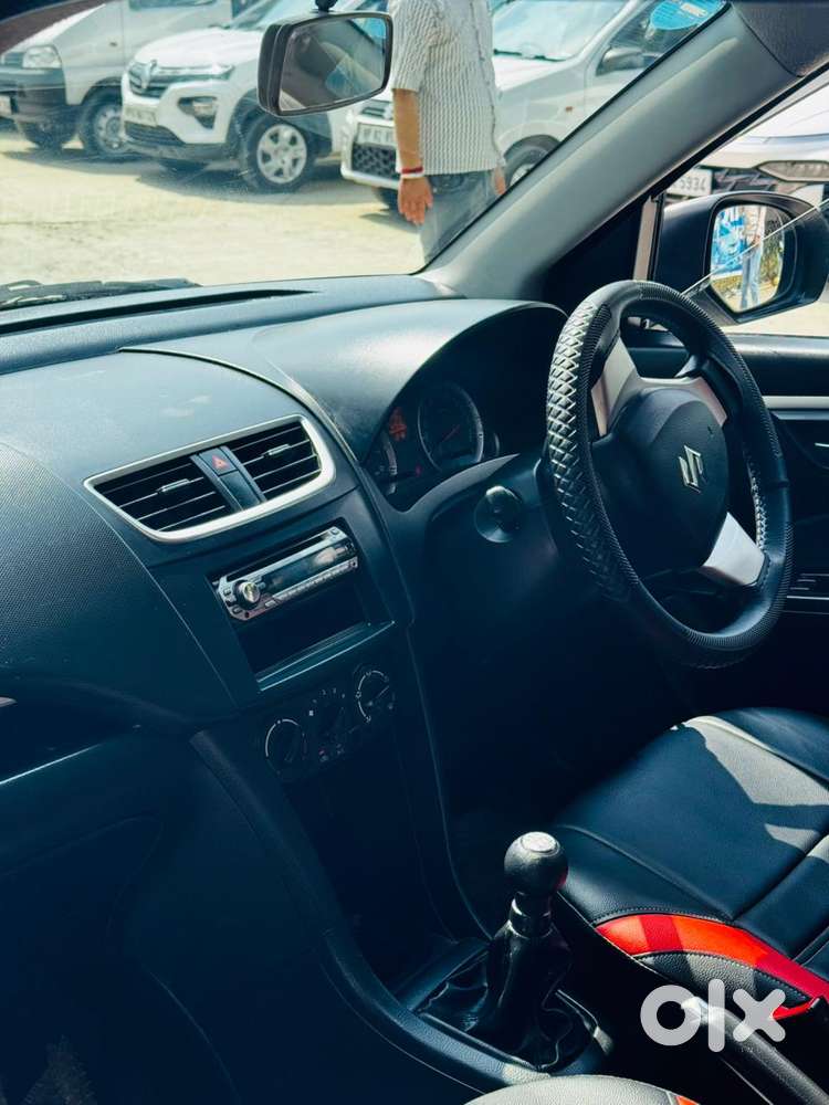 Maruti Suzuki Swift Vxi Optional, 2014, Petrol