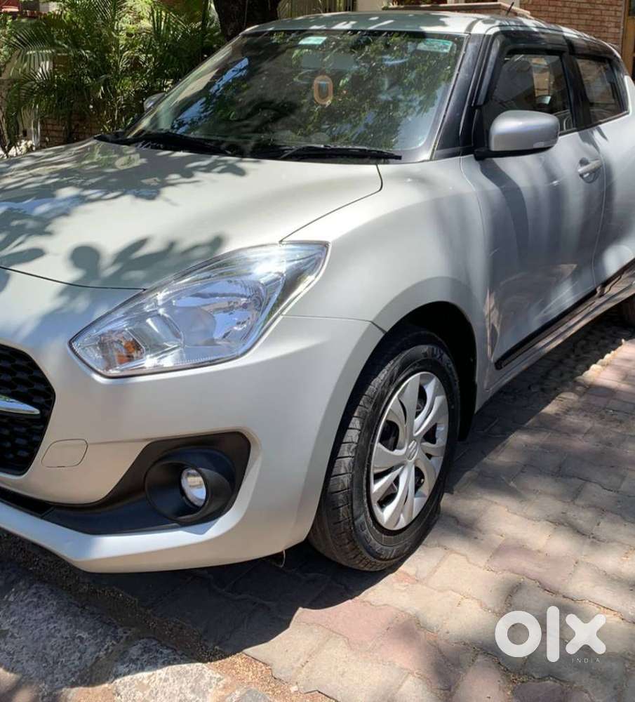 Maruti Suzuki Swift Vxi + Manual, 2023, Petrol